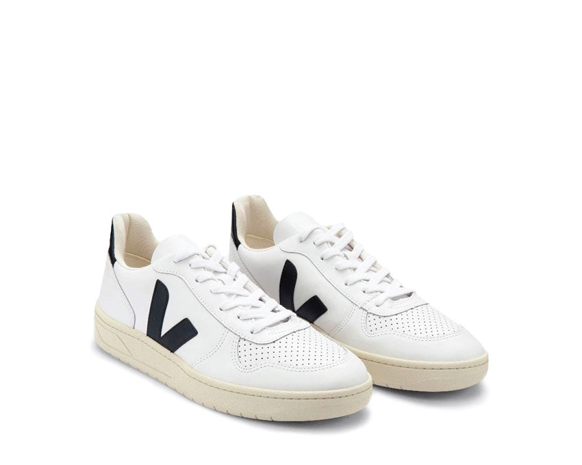 Veja V-10 Leather